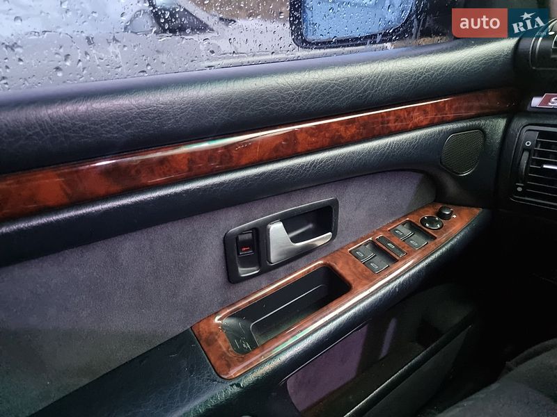 Седан Audi A8 1998 в Білій Церкві