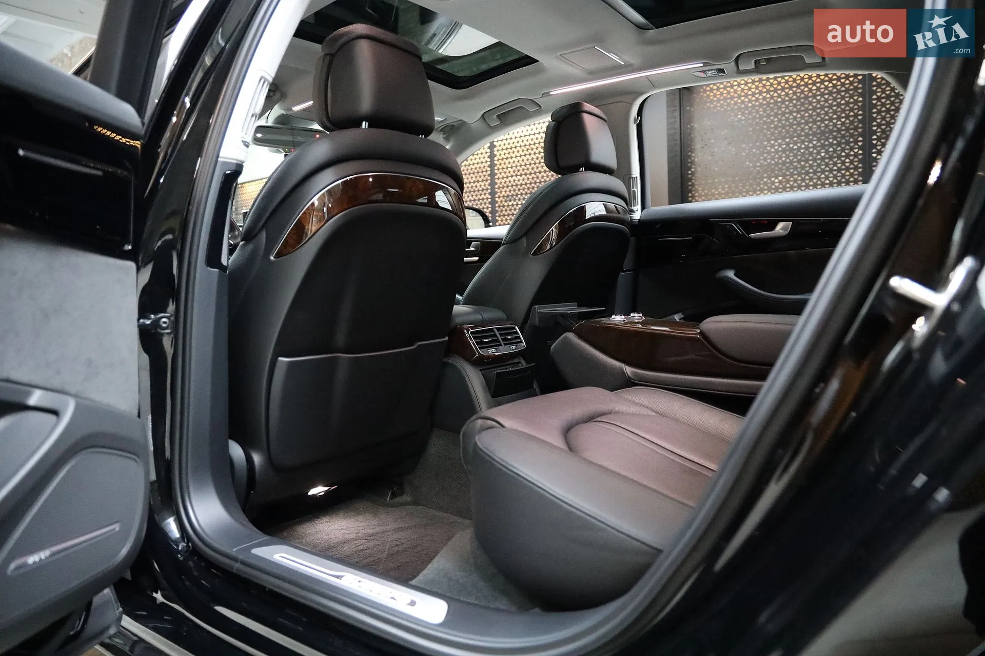 2018 Audi A8 - мініатюра 42