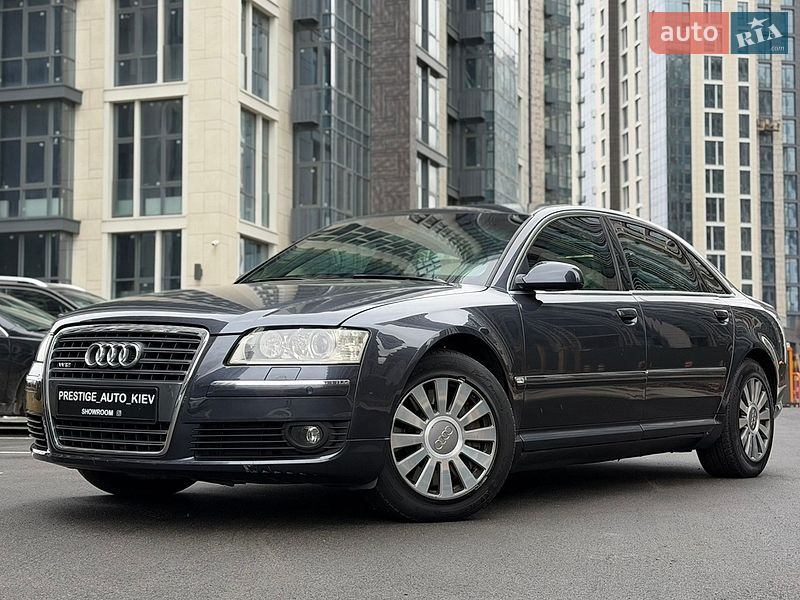 Седан Audi A8 2006 в Киеве