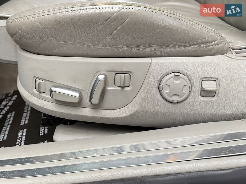 Седан Audi A8 2006 в Киеве