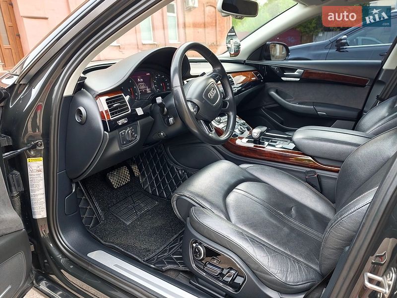 Седан Audi A8 2013 в Житомире фото 42 Седан Audi A8 2013 в Житомире