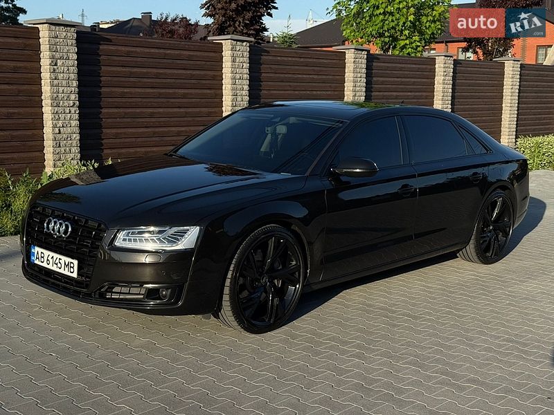 Седан Audi A8 2014 в Виннице