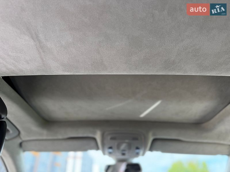 Седан Audi A8 2011 в Виннице