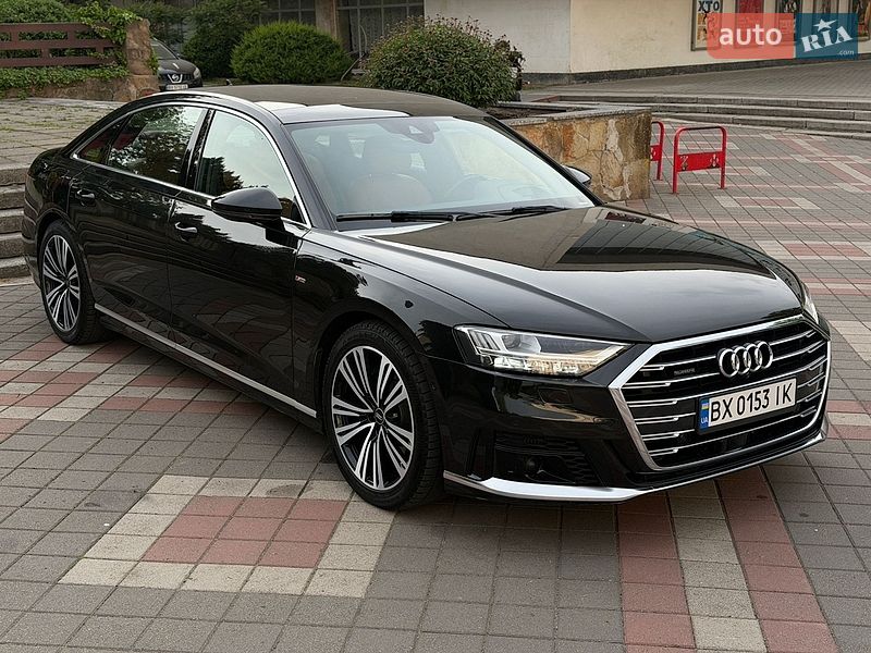 Седан Audi A8 2021 в Хмельницком
