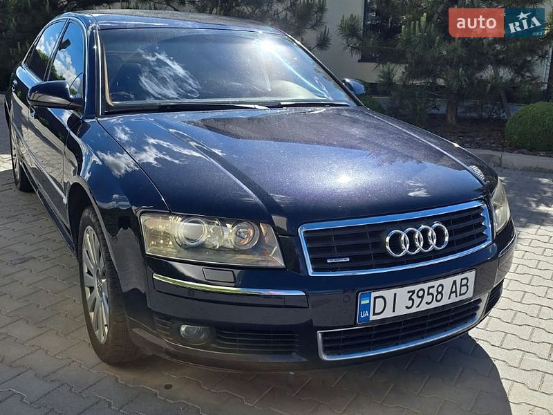 Седан Audi A8 2004 в Виннице