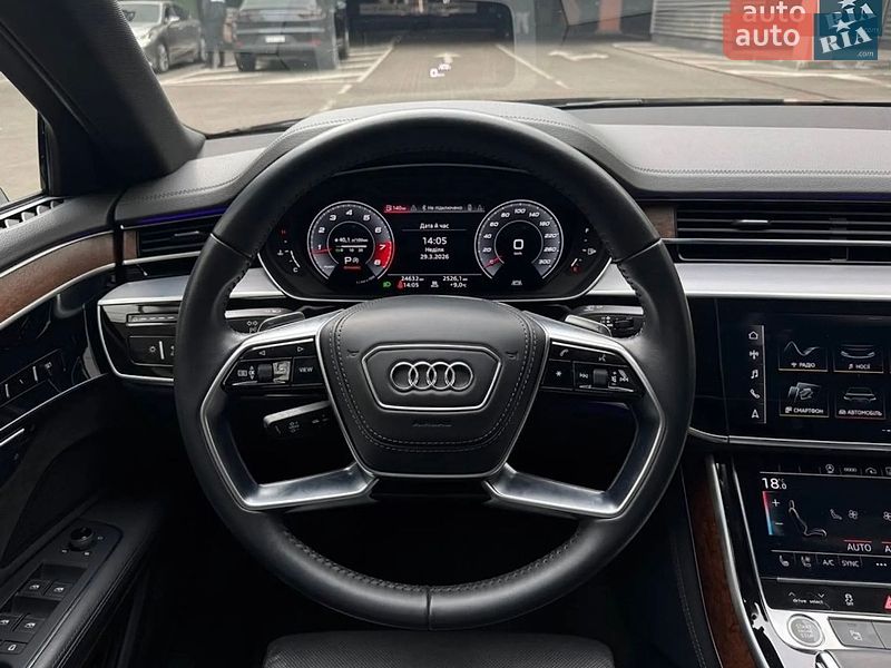 Седан Audi A8 2021 в Киеве