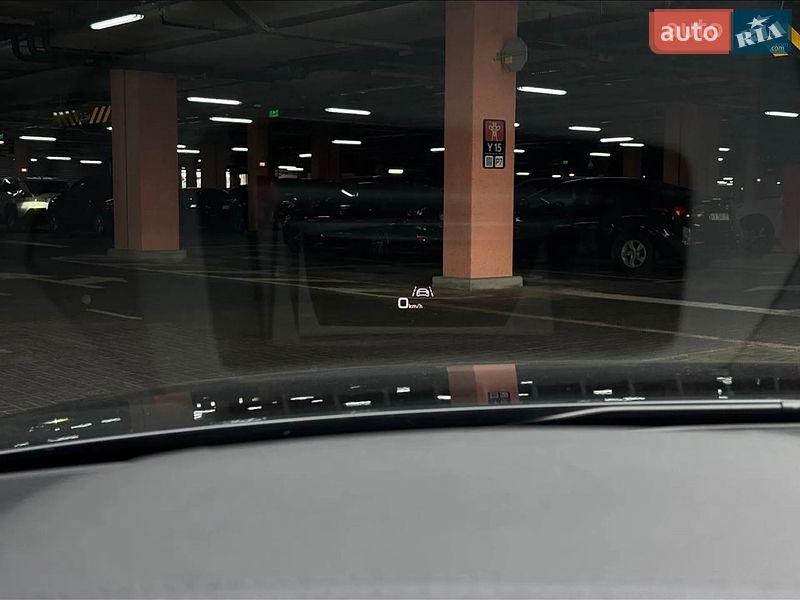Седан Audi A8 2021 в Киеве