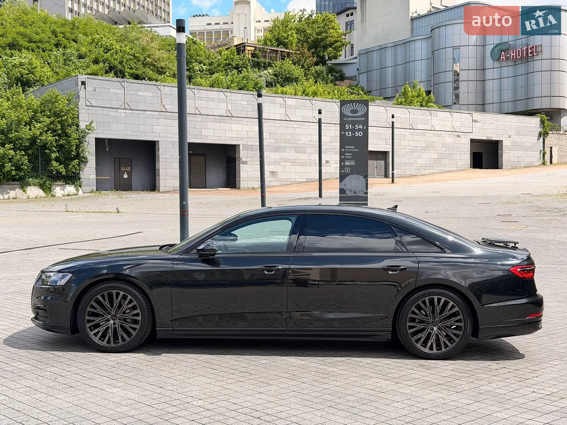 2021 Audi A8 - мініатюра 2