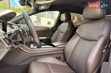 Седан Audi A8 2021 в Києві