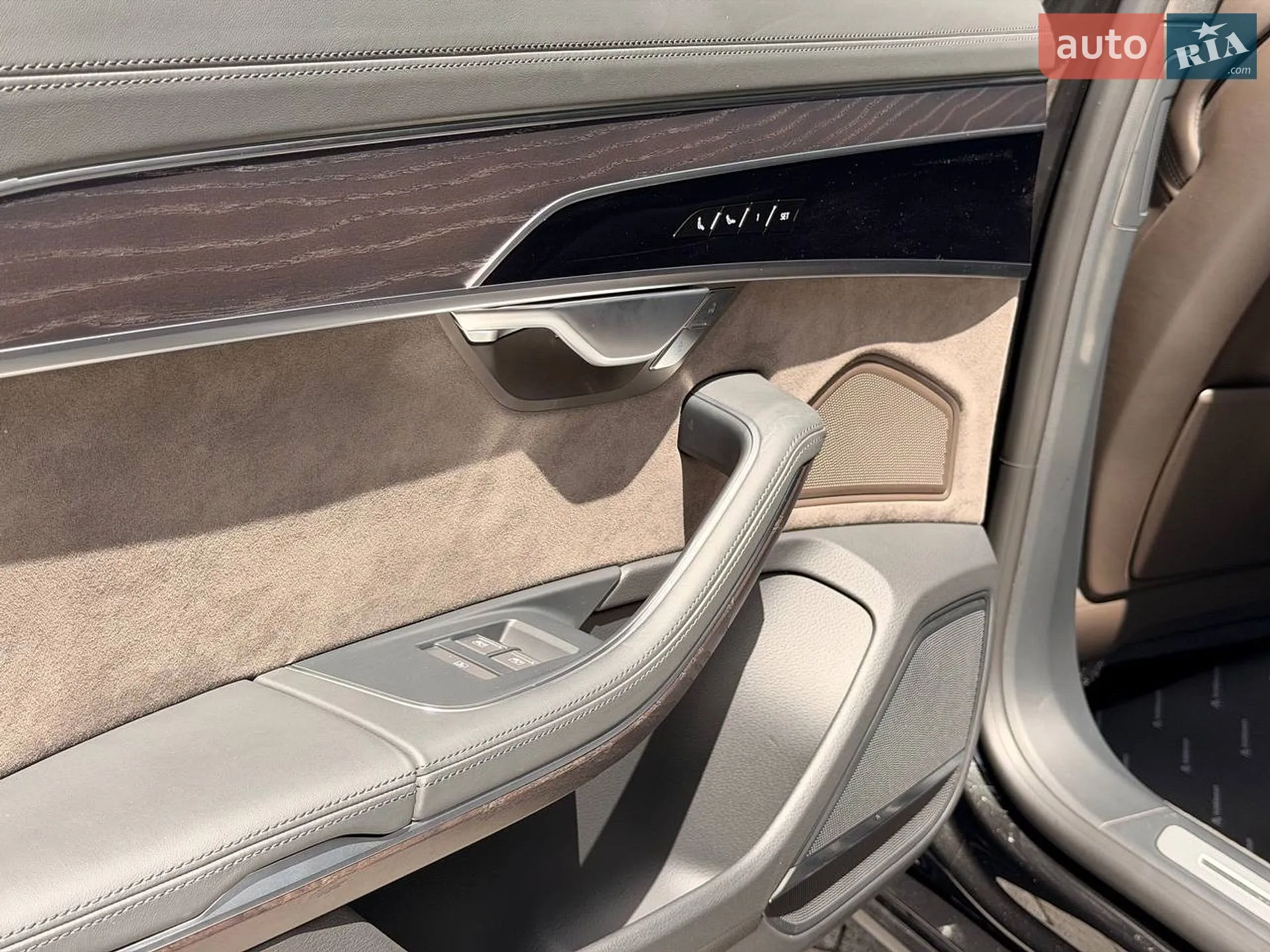 2021 Audi A8 - мініатюра 23