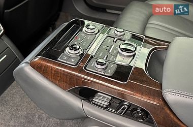 Седан Audi A8 2015 в Одессе