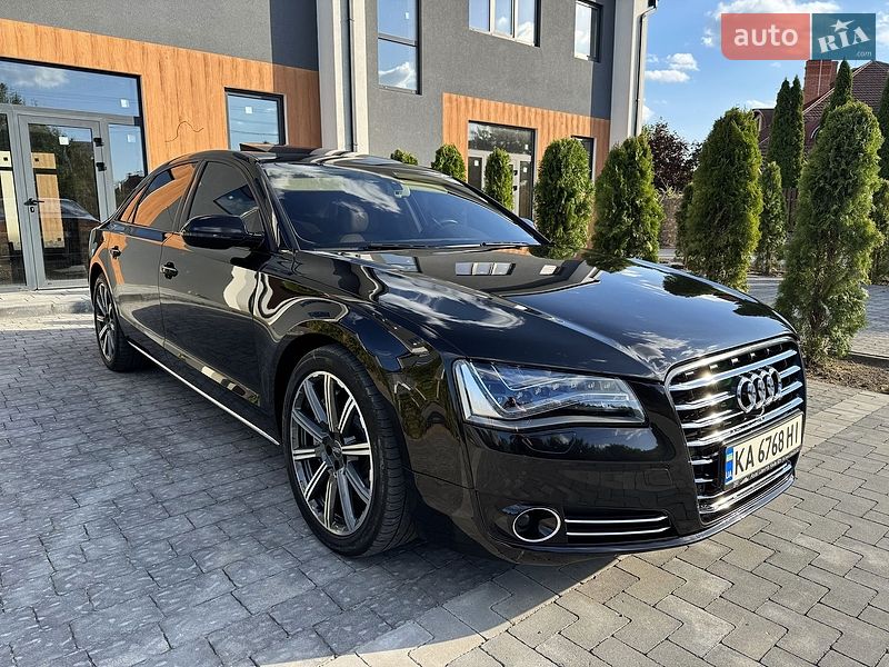 Седан Audi A8 2013 в Луцьку