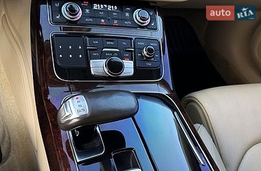 Седан Audi A8 2013 в Луцьку