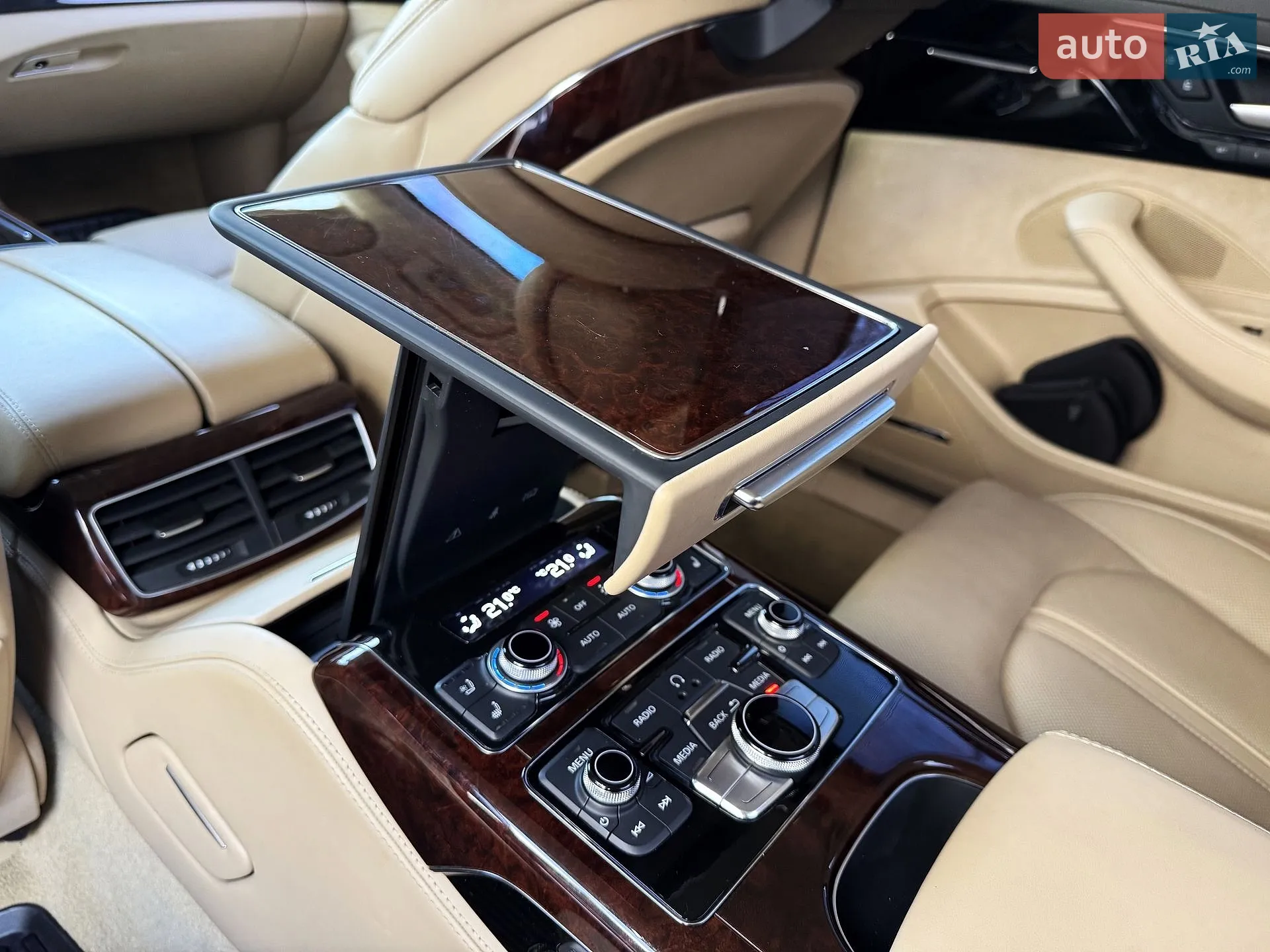 2013 Audi A8 - мініатюра 42