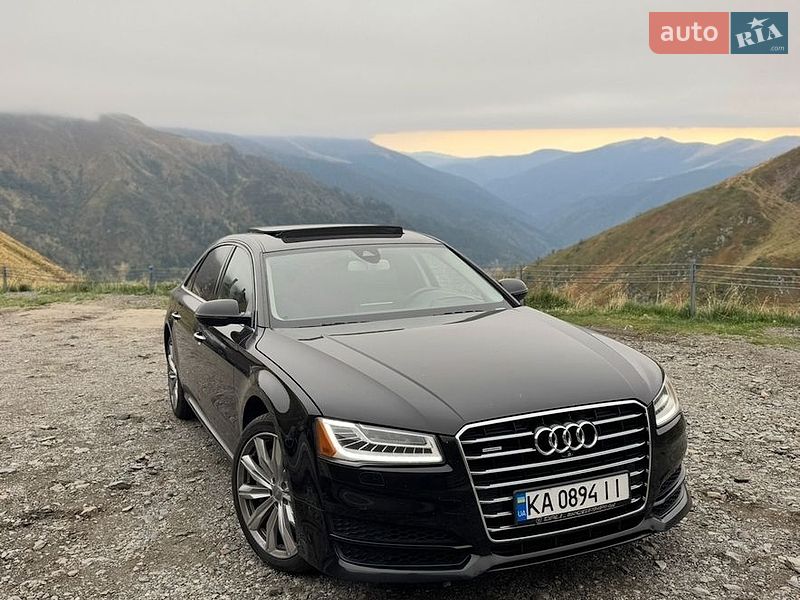 Седан Audi A8 2016 в Благовіщенську