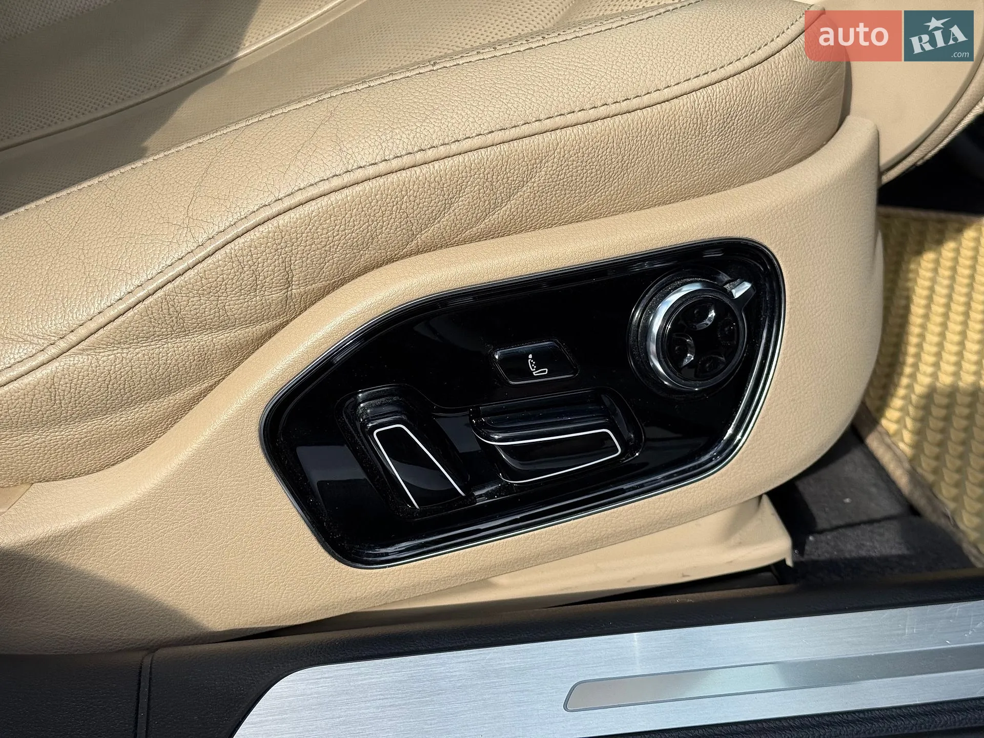 2014 Audi A8 - мініатюра 13