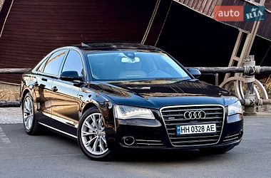 Седан Audi A8 2011 в Одесі