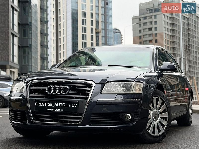 Седан Audi A8 2006 в Киеве