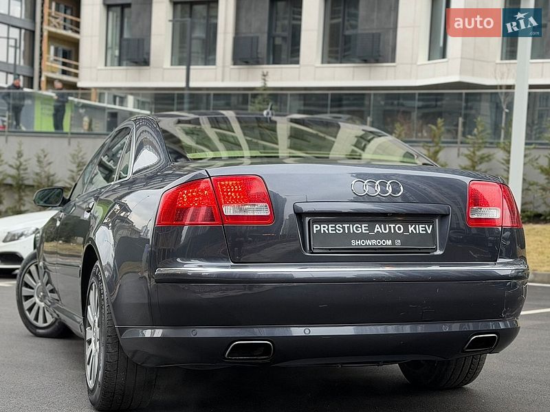 Седан Audi A8 2006 в Киеве
