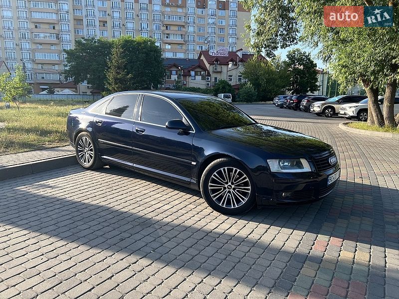 Седан Audi A8 2004 в Львове