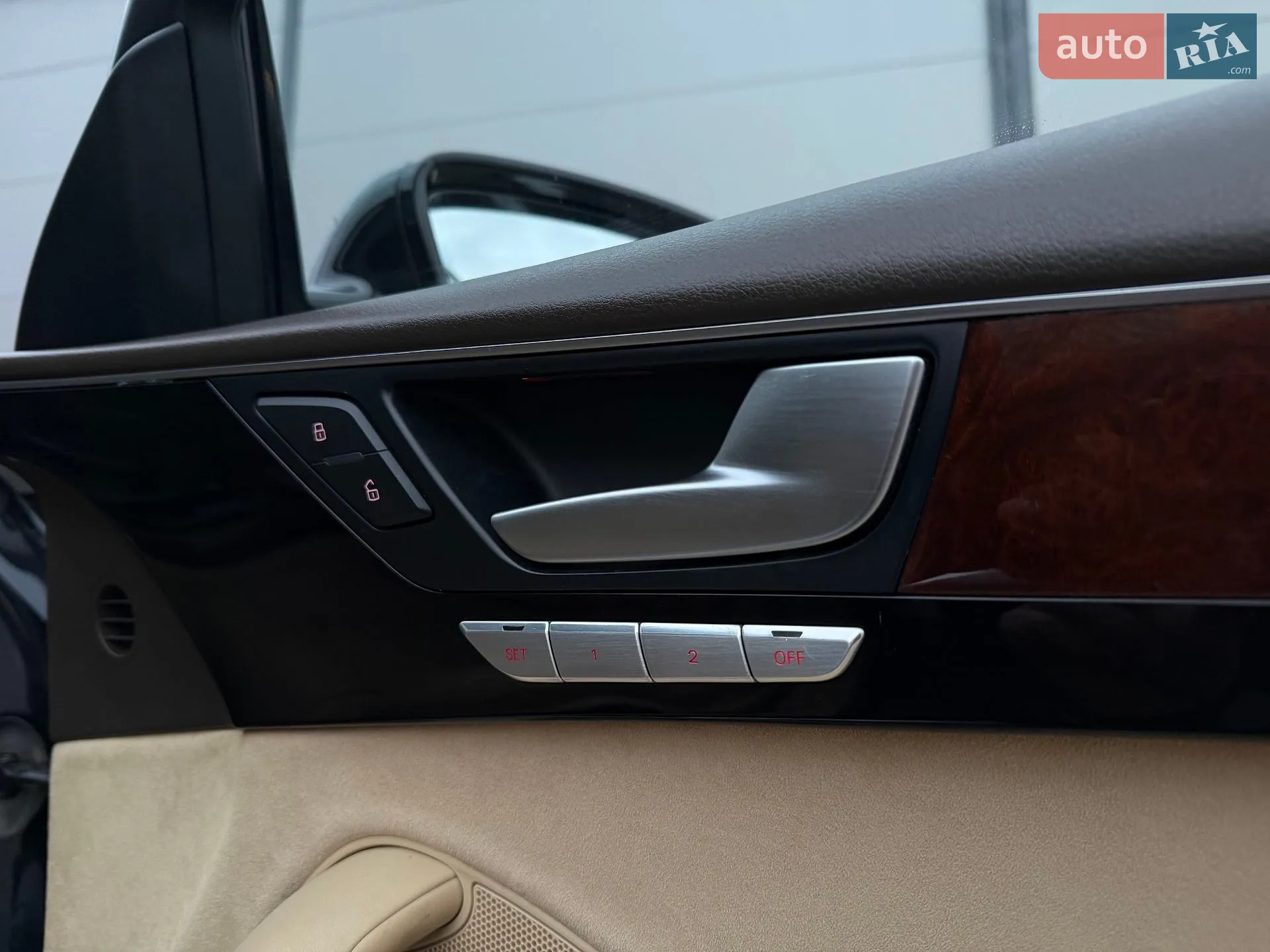 2011 Audi A8 - мініатюра 32
