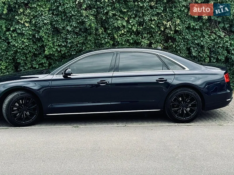 Audi A8 2013 VIN WAURGAFD4DN030630 фото оголошення 2 з 62