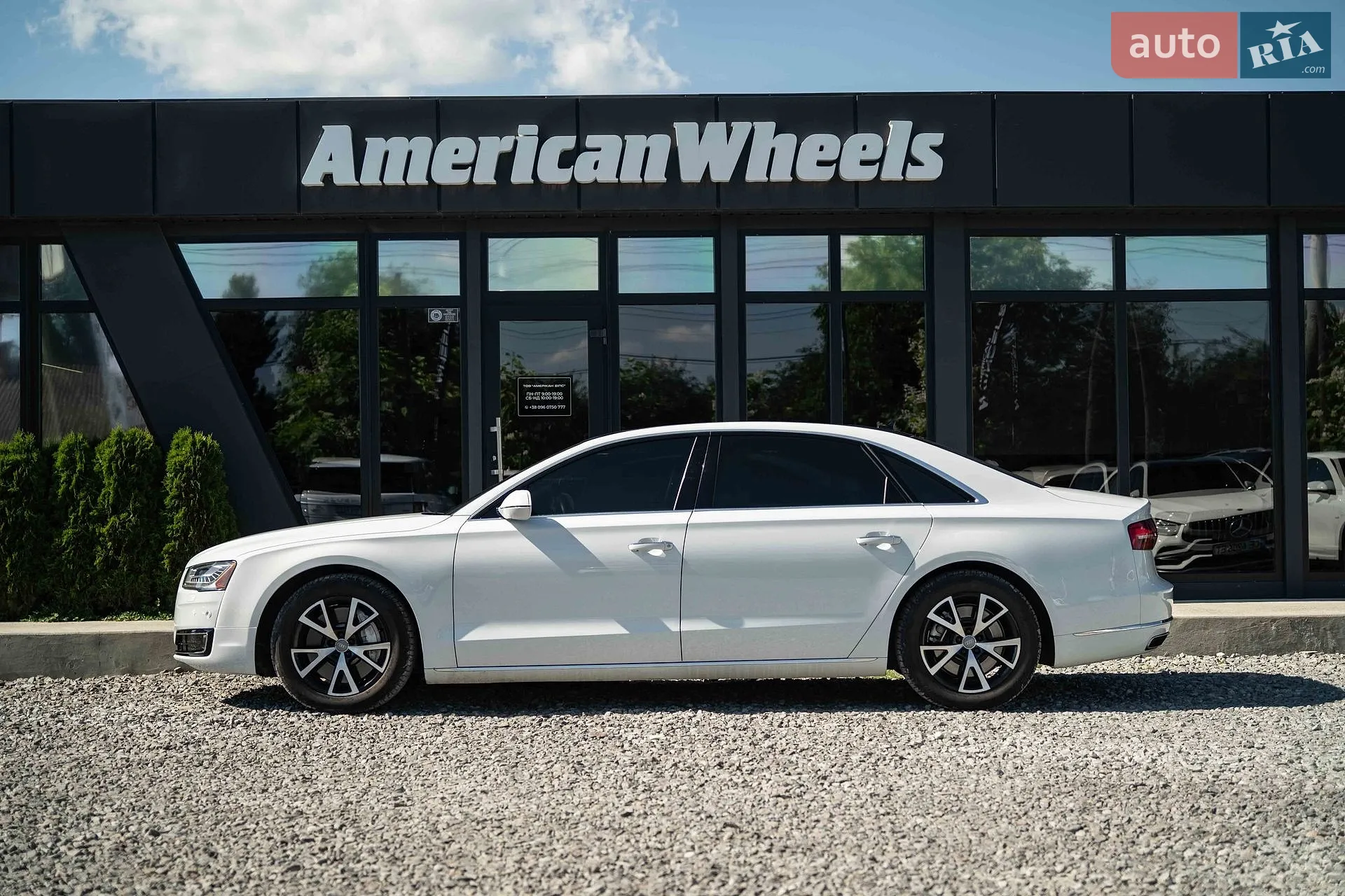 Audi A8 2015 VIN WAU3RAFD3GN007022 фото оголошення 4 з 50