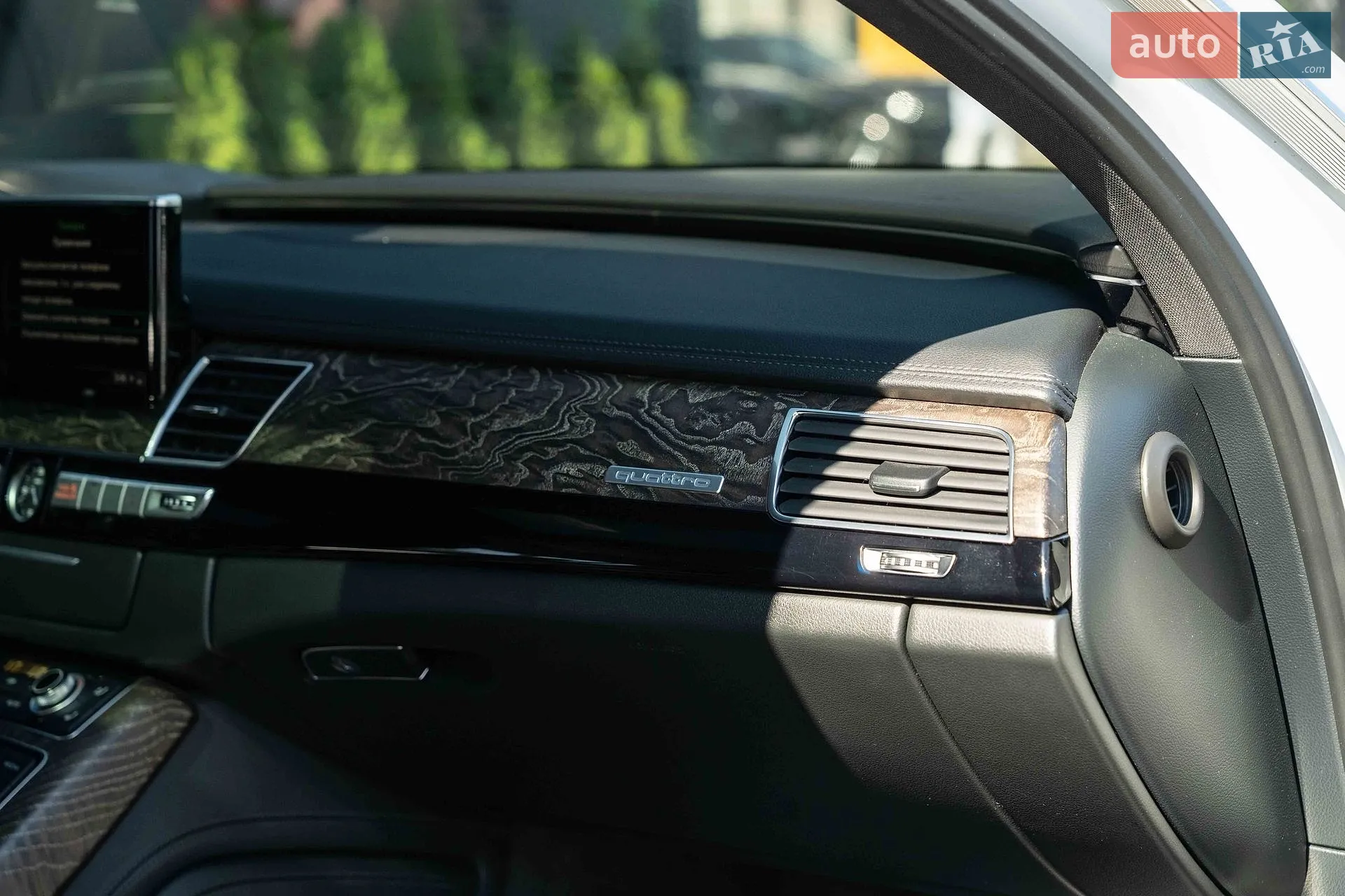 Audi A8 2015 VIN WAU3RAFD3GN007022 фото оголошення 39 з 50