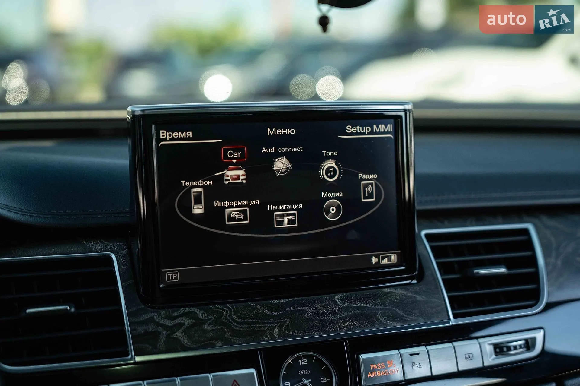 Audi A8 2015 VIN WAU3RAFD3GN007022 фото оголошення 28 з 50
