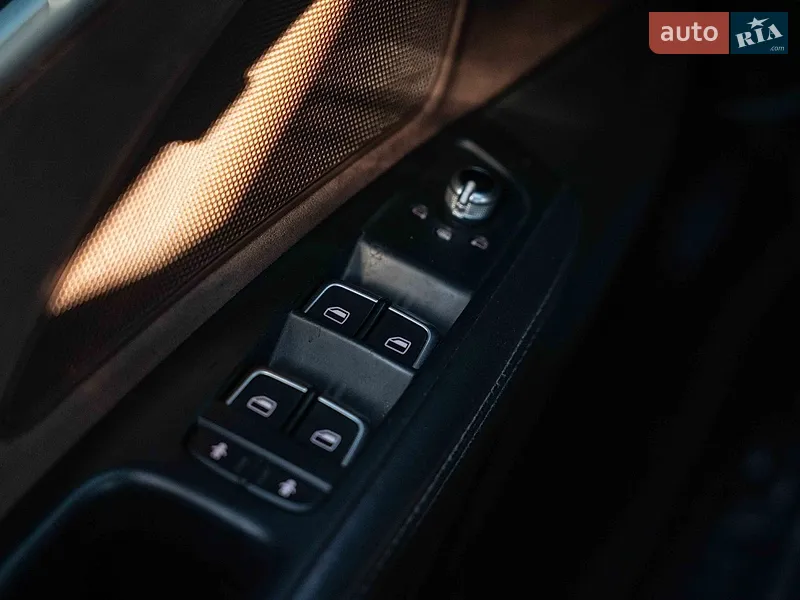 Audi A8 2015 VIN WAU3RAFD3GN007022 фото оголошення 20 з 96