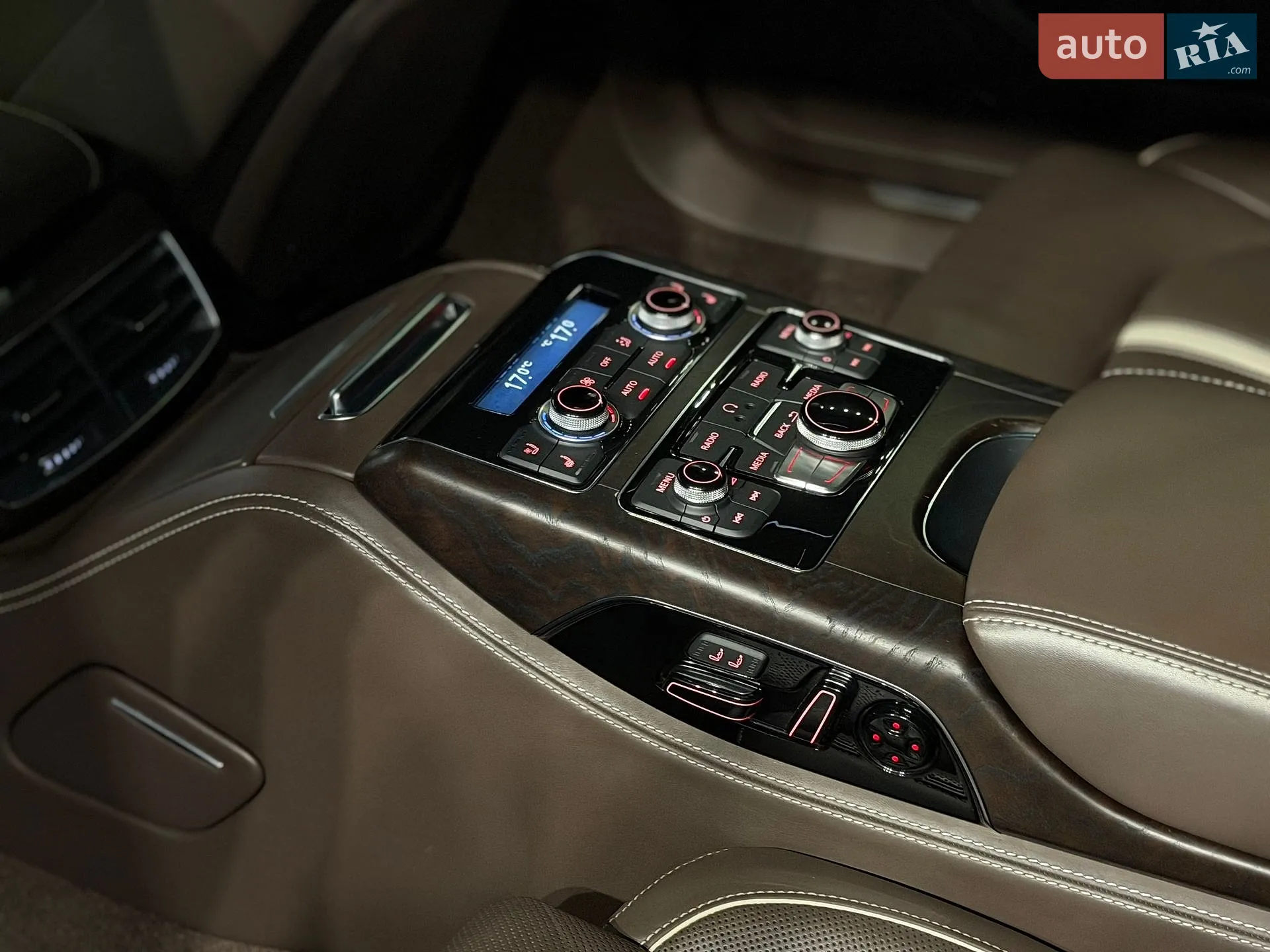2013 Audi A8 - мініатюра 25