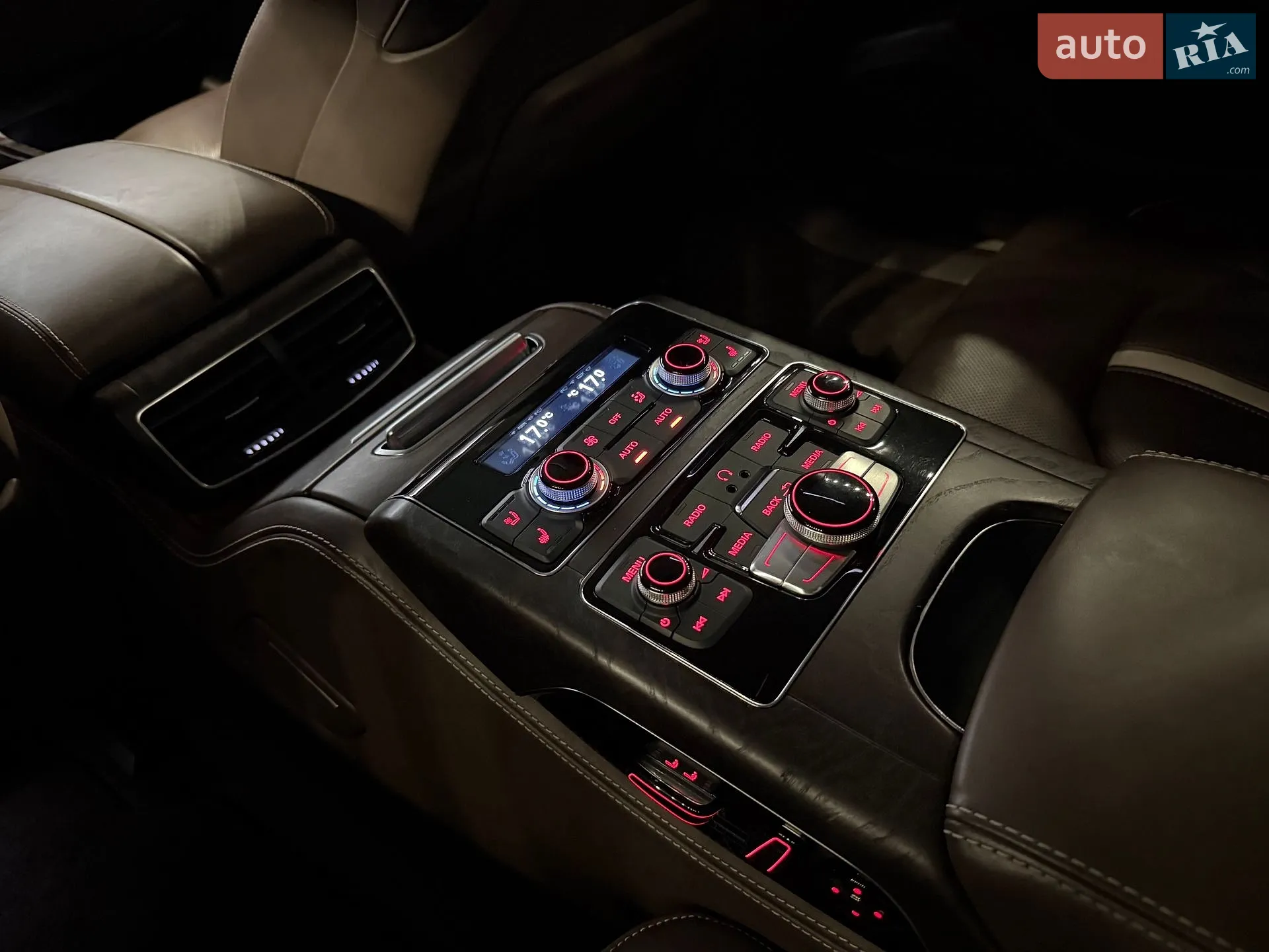 2013 Audi A8 - мініатюра 29