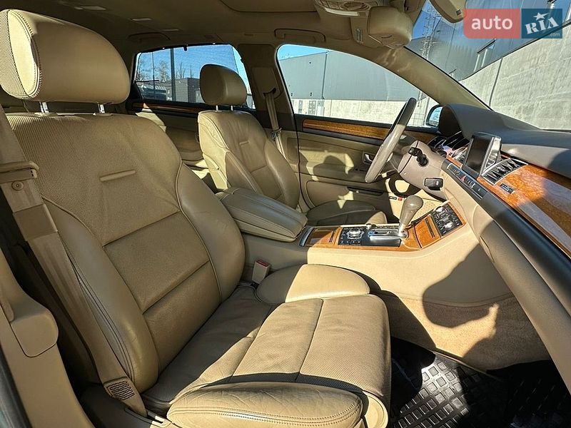 Седан Audi A8 2003 в Киеве