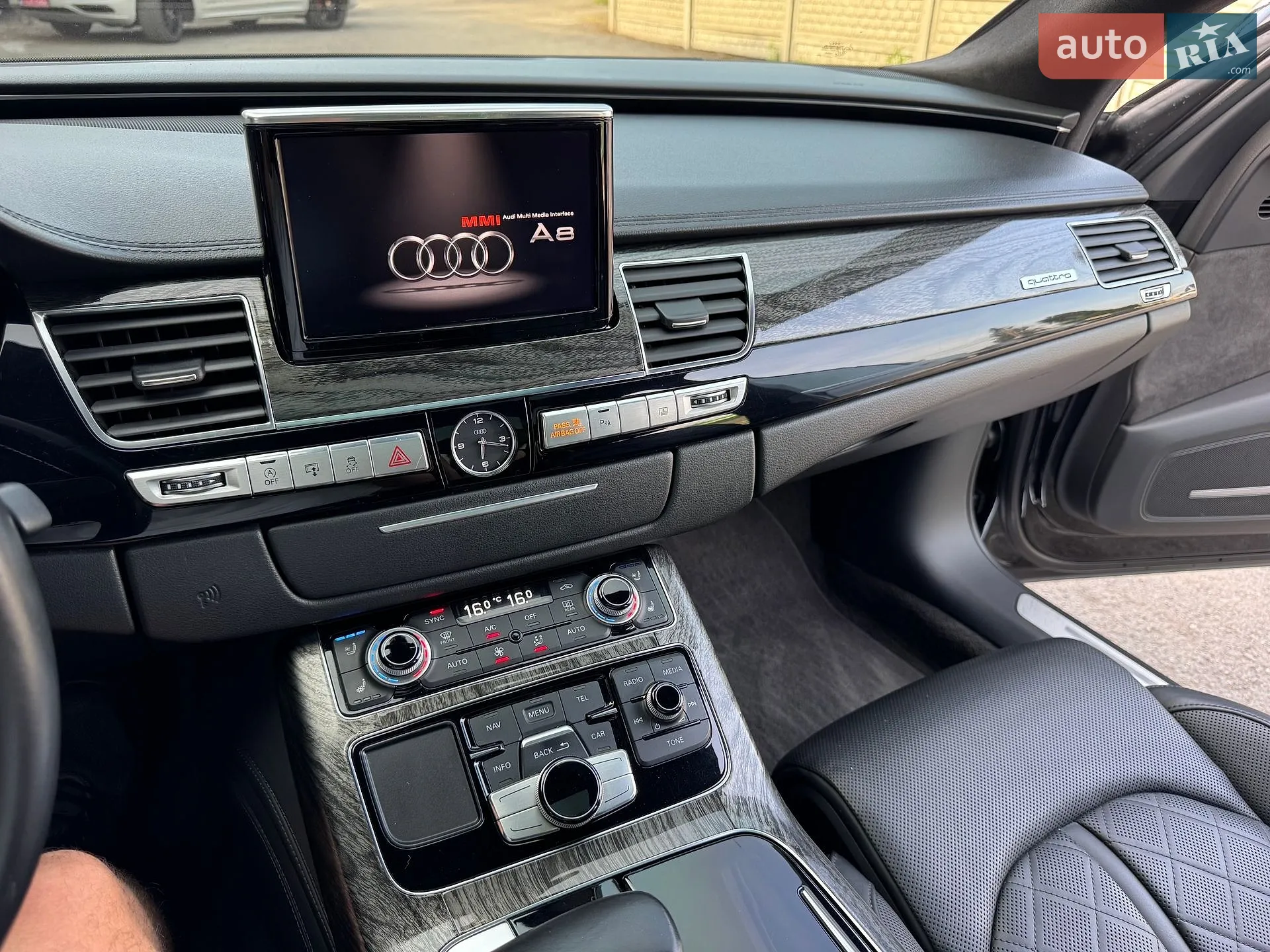2015 Audi A8 - мініатюра 125