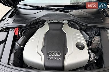Седан Audi A8 2012 в Одессе