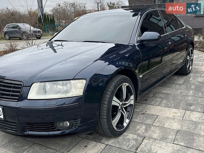 Седан Audi A8 2004 в Львове