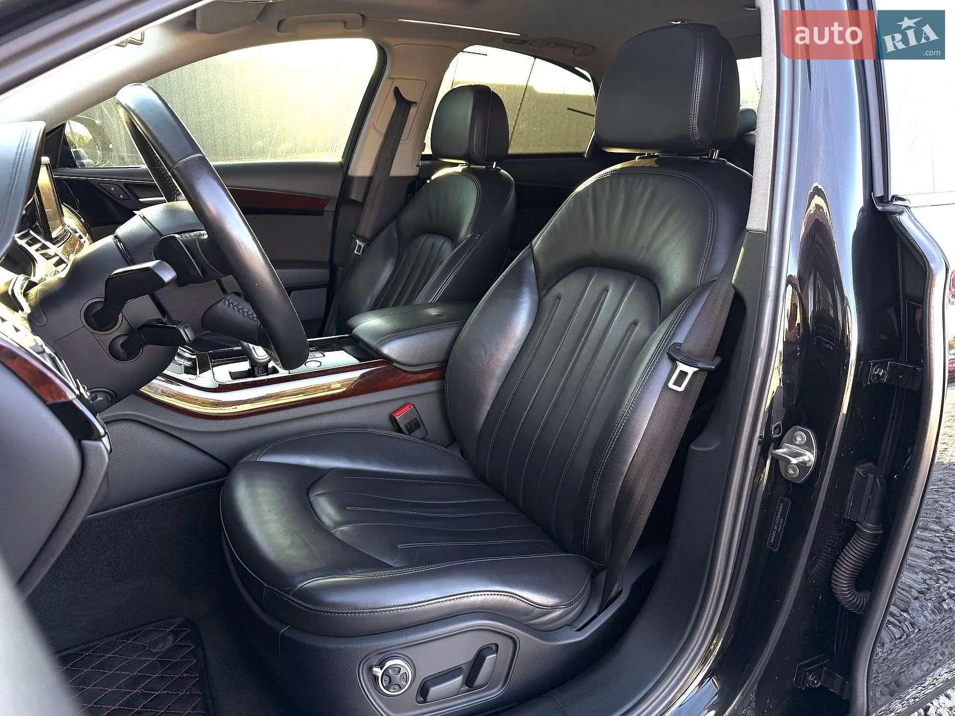2012 Audi A8 - мініатюра 9