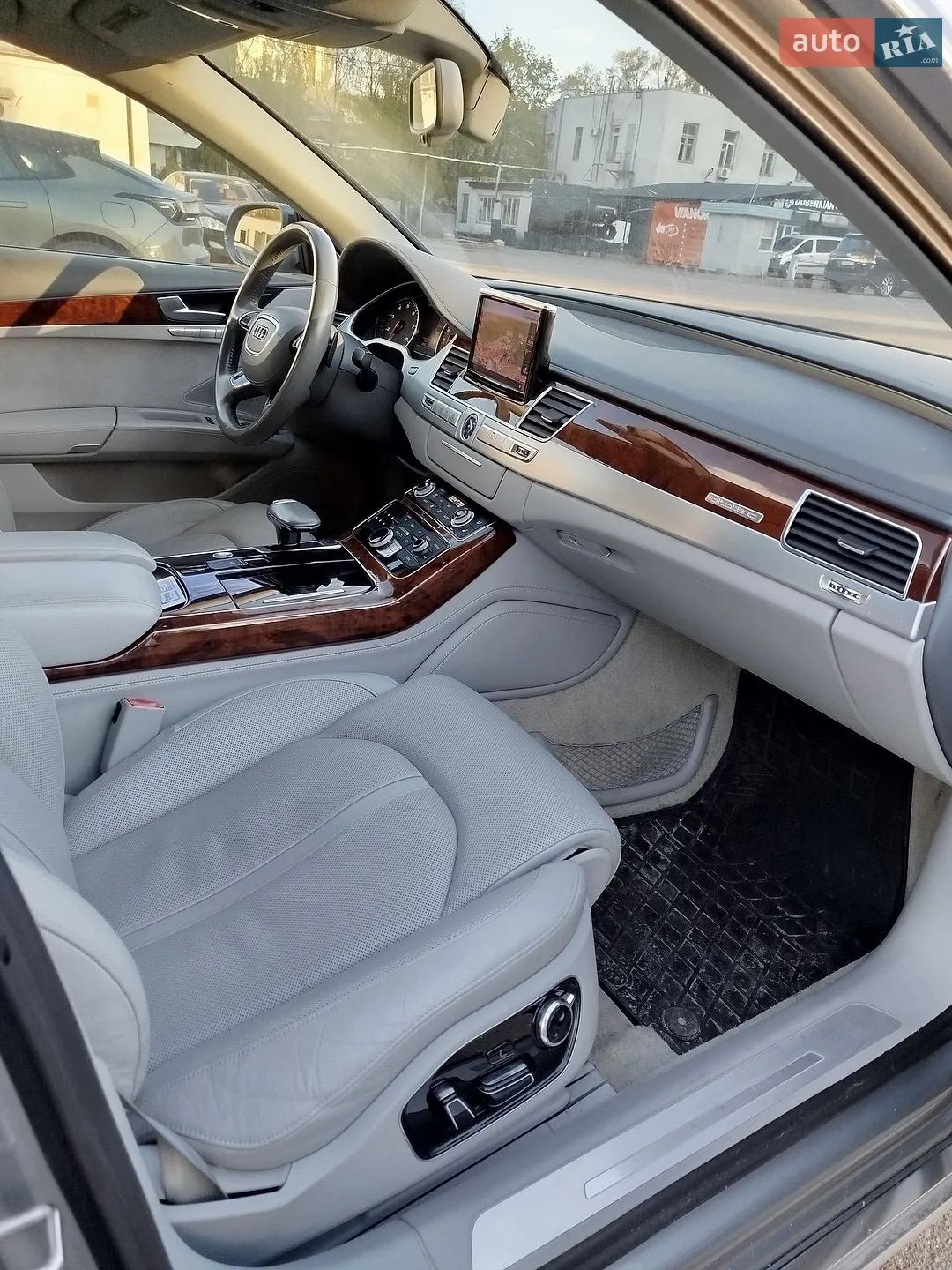 2013 Audi A8 - мініатюра 12