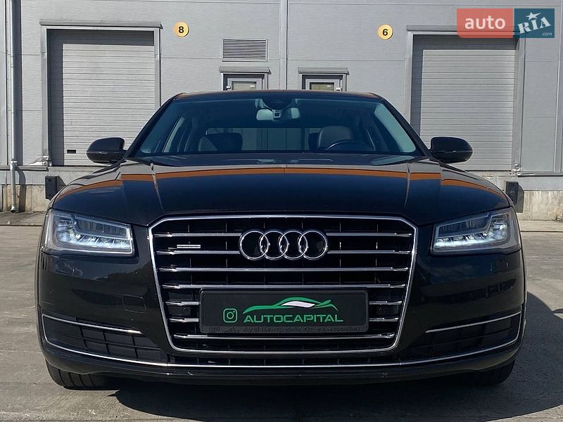 Седан Audi A8 2017 в Киеве