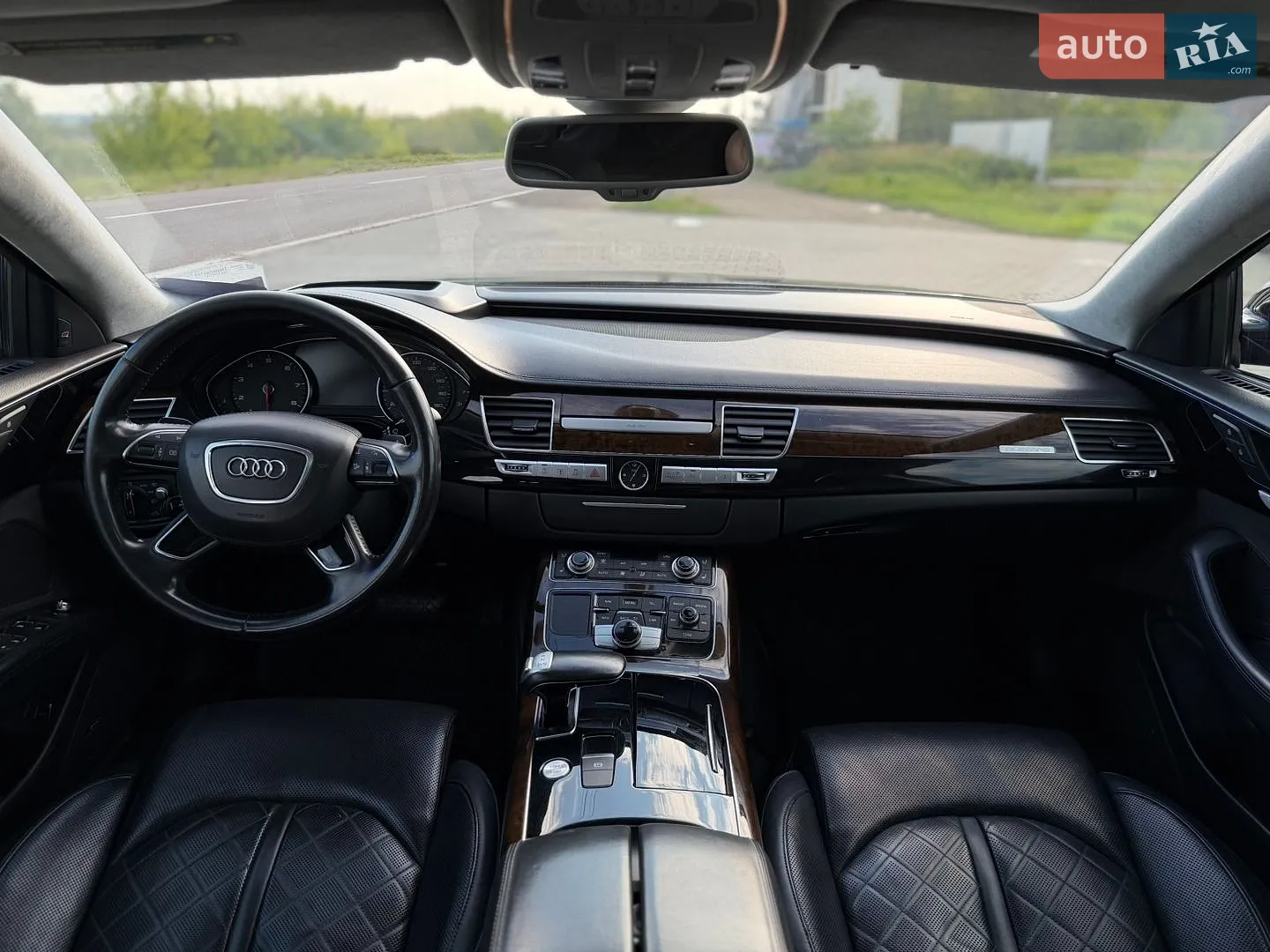 2015 Audi A8 - мініатюра 22