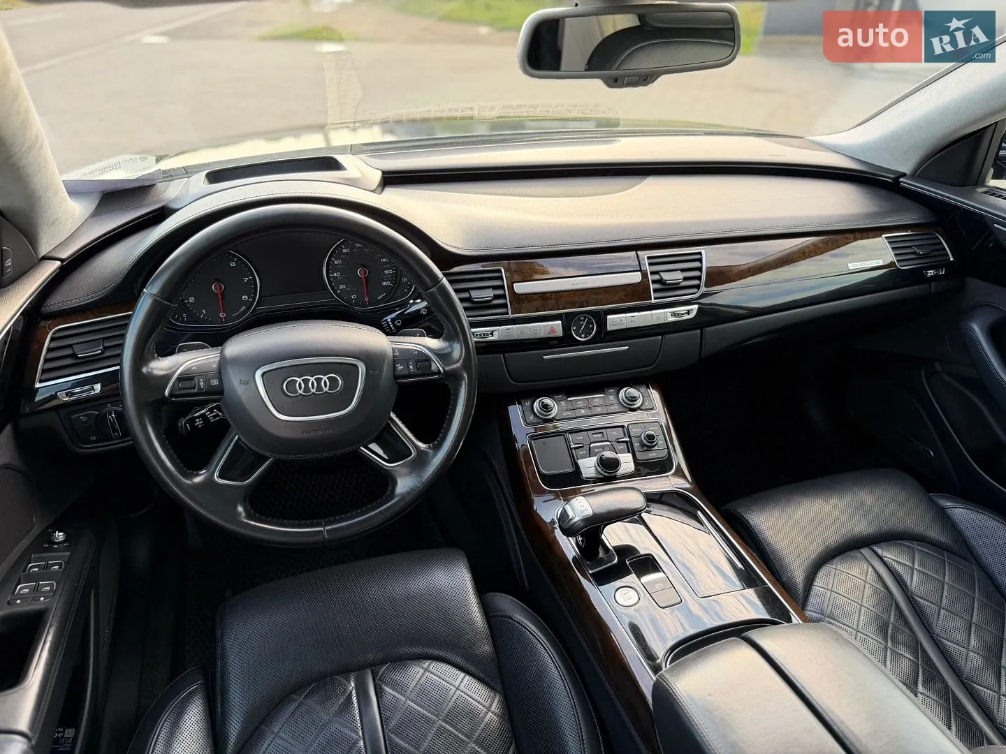 2015 Audi A8 - мініатюра 23