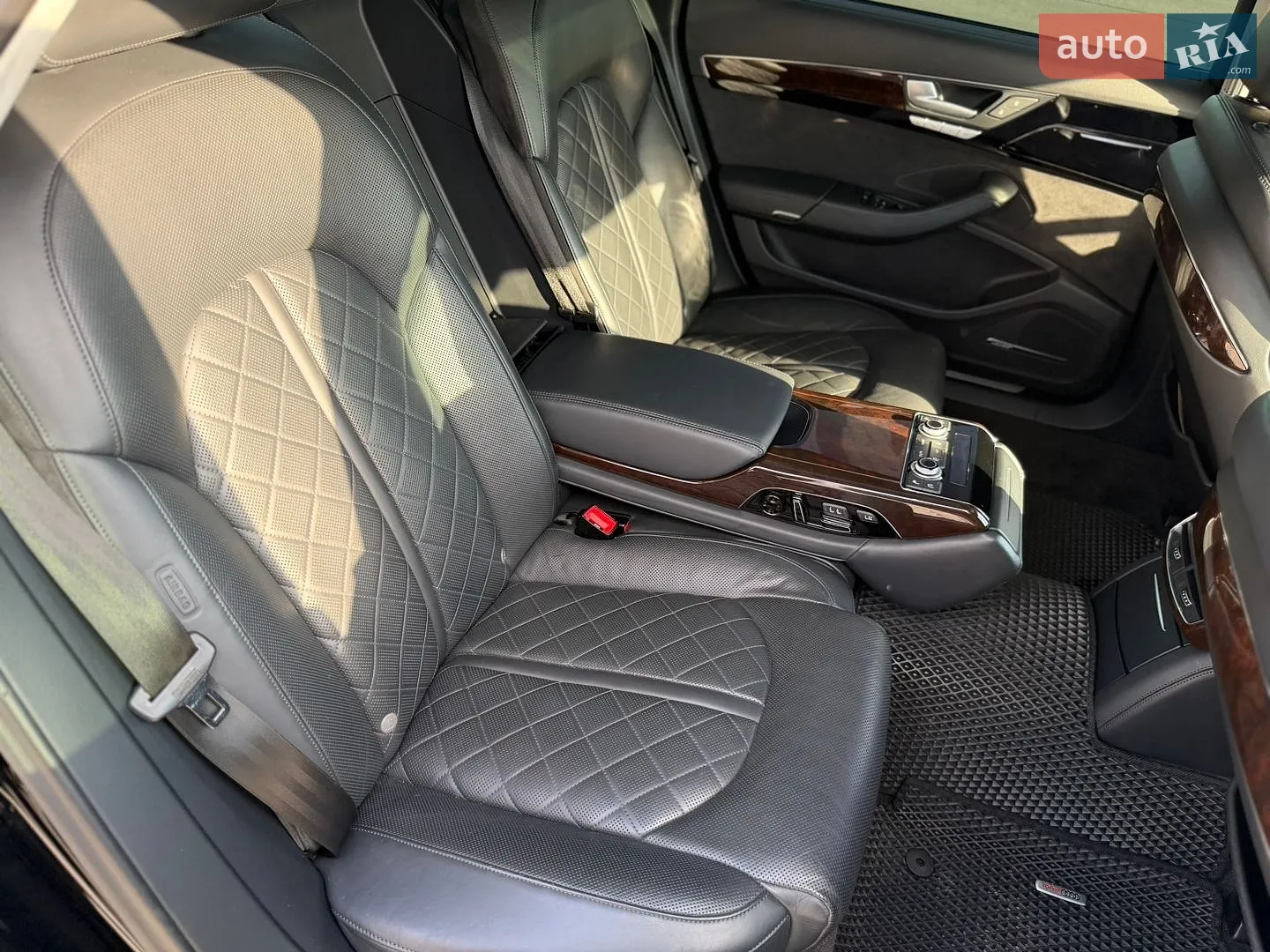 2015 Audi A8 - мініатюра 33