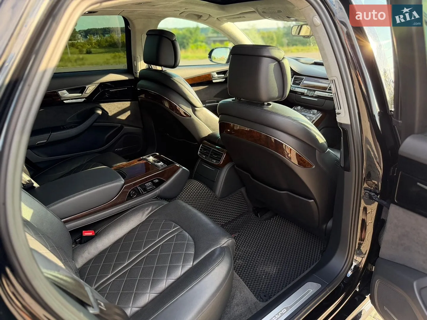 2015 Audi A8 - мініатюра 34