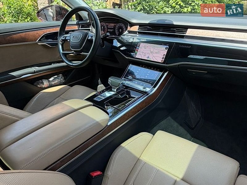 Седан Audi A8 2018 в Киеве фото 12 Седан Audi A8 2018 в Киеве
