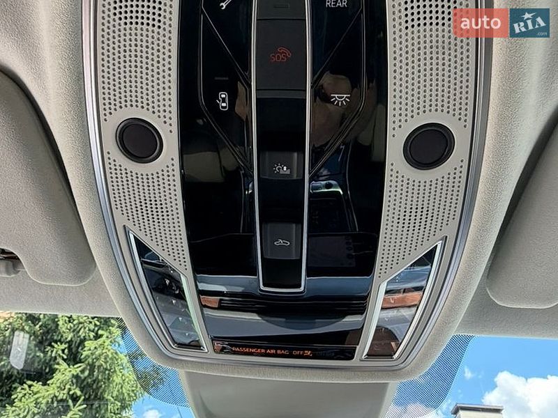 Седан Audi A8 2018 в Киеве фото 20 Седан Audi A8 2018 в Киеве