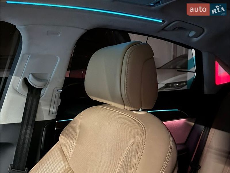 Седан Audi A8 2018 в Киеве фото 27 Седан Audi A8 2018 в Киеве