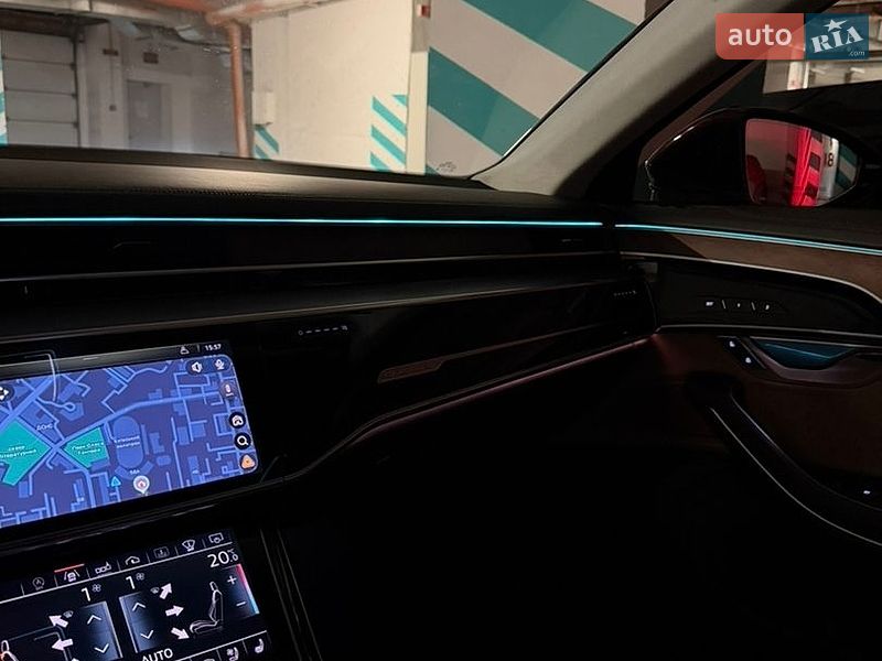 Седан Audi A8 2018 в Киеве фото 28 Седан Audi A8 2018 в Киеве