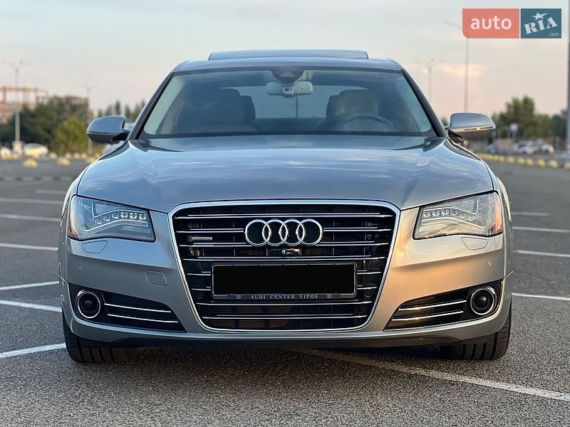 Седан Audi A8 2013 в Киеве
