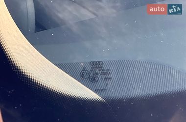 Седан Audi A8 2013 в Киеве