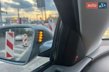 Седан Audi A8 2013 в Киеве
